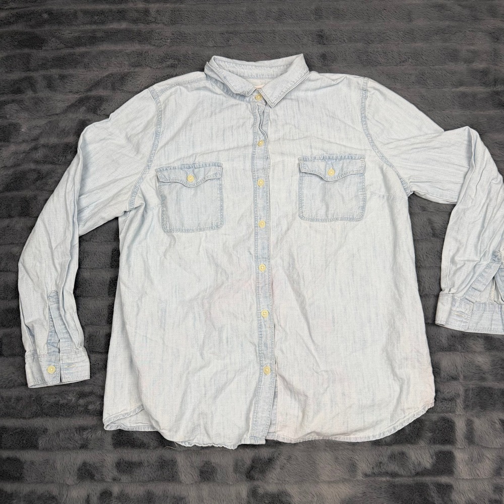 Old Navy Womens Light Wash Blue Chambray Button Down Shirt Large RN 54023